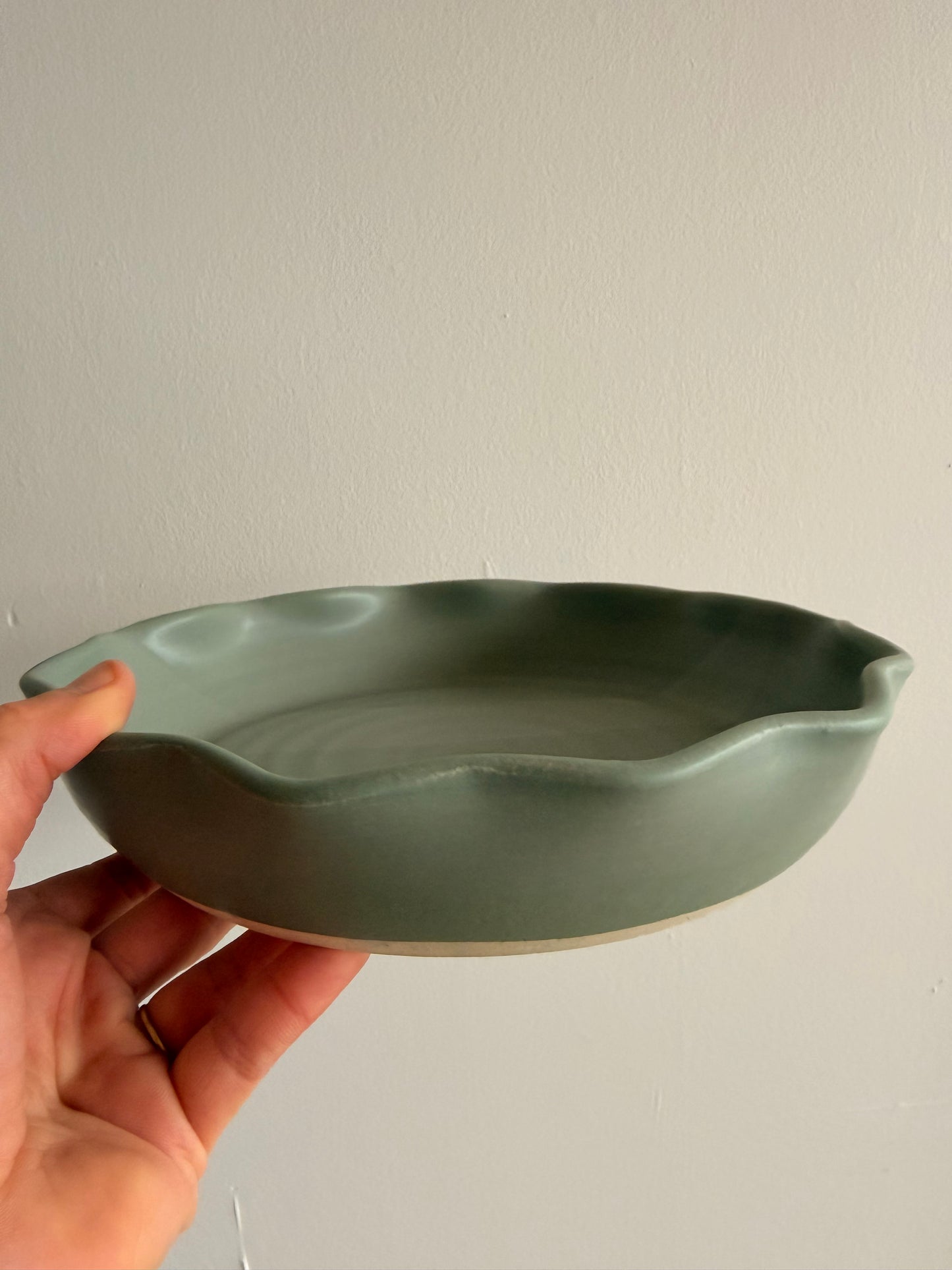 KJP Pie Dish - KJ Pottery 